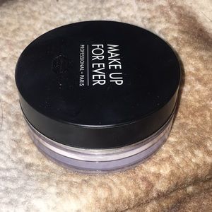 Makeup Forever HD loose setting powder